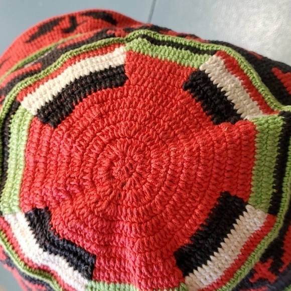 2 crochet hats, very colerfull, ‎ hand made. I would say small to medium. - Picture 3 of 11